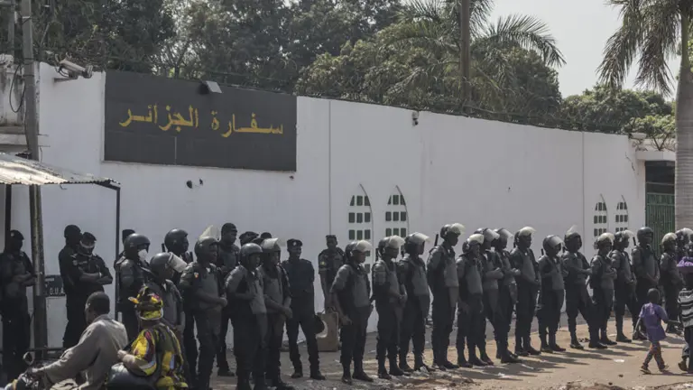 Drone malien abattu : une manifestation organisée devant l'ambassade d'Algérie à Bamako