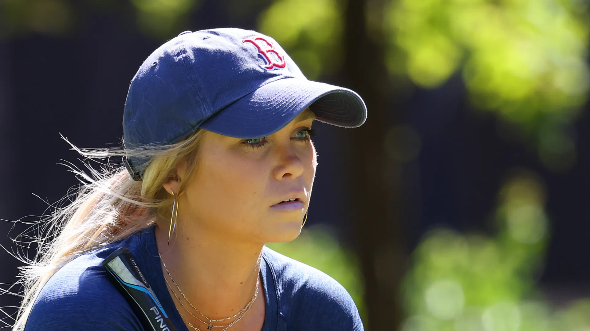 Foto's van Hailey Ostrom, de golfster die populair is op sociale media