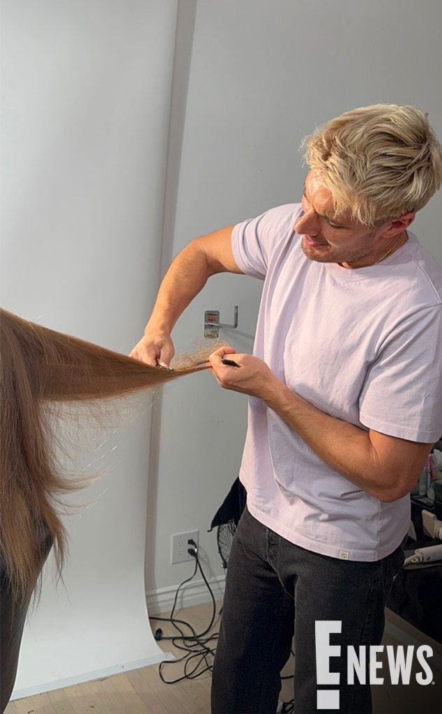 hairstylist-chris-appleton-details-g-flip-s-platinum-transformation