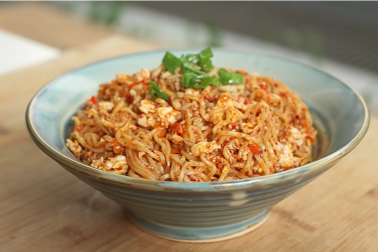 Resep Mie Setan Pedas Ekstrem: Nikmatnya Menggugah Selera & bikin Ketagihan!