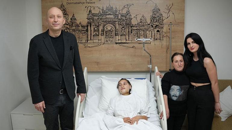 13 yıl ağzını açamadı, 28 kiloya düştü! Türk hekim mucize operasyon