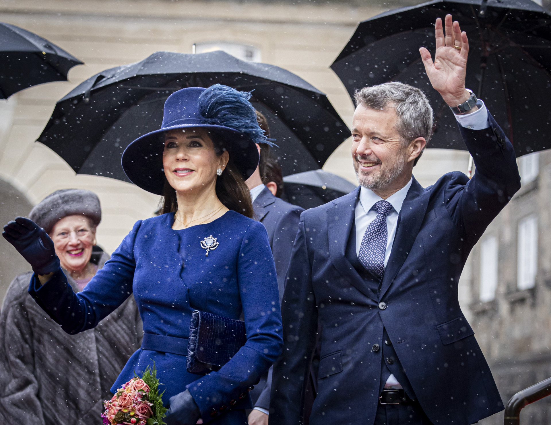 Den uforutsigbare kjærlighetshistorien om Danmarks nye konge og dronning