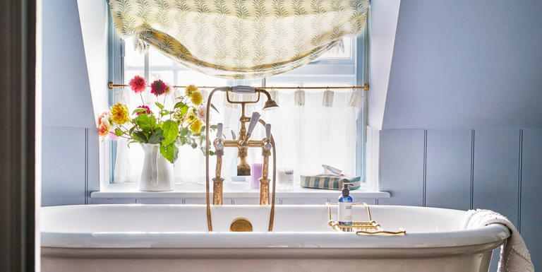 Café curtains are having a revival: Here's how to get them right