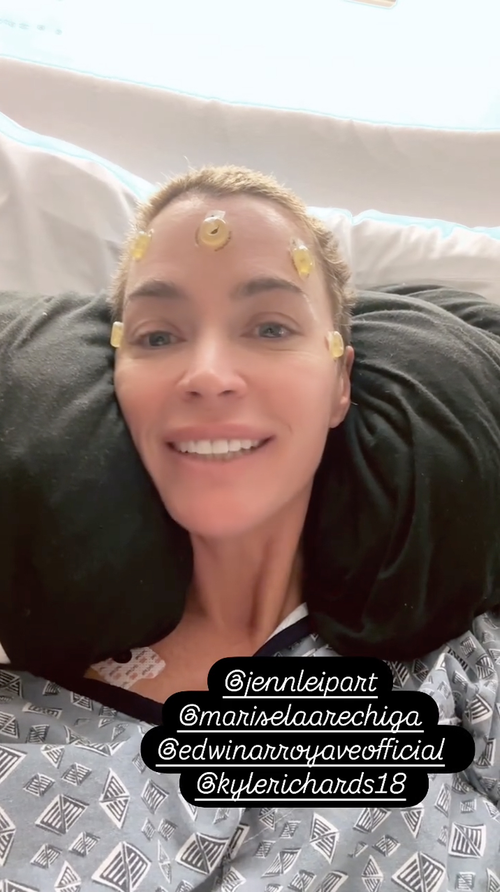 Teddi Mellencamp gets matching tattoos with Kyle Richards and friends