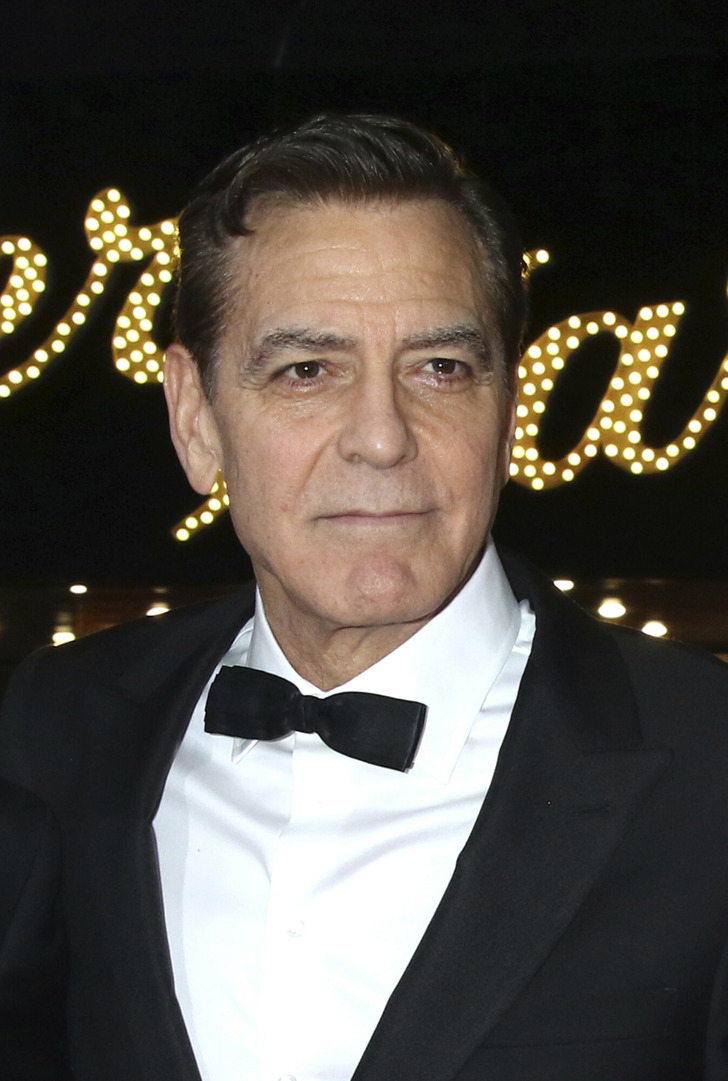 “So Old With That Dyed Hair,” Clooney Debuts New Unexpected Look