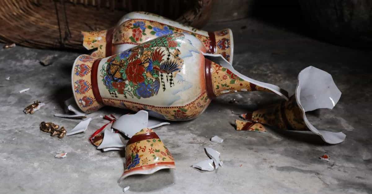 Regular People Who Accidentally Ruined Priceless Historical Artifacts