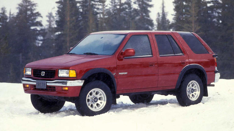 Honda officially getting midsize body-on-frame truck, with help from ...