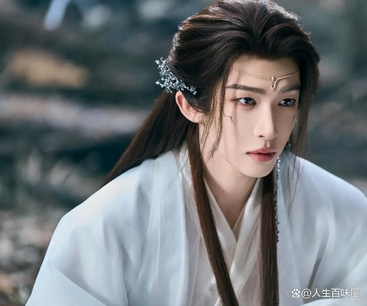 鞠婧祎、曾舜晞、陈都灵、田嘉瑞《月鳞绮纪》杀青，你们期待谁呢