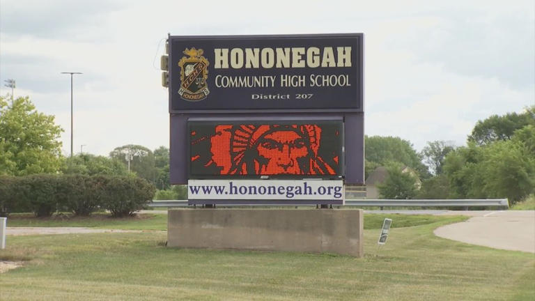 Illinois lawmakers urge Hononegah School Board to approve conservative ...