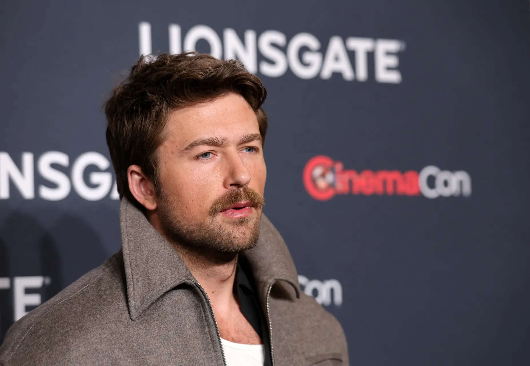 As Blake Lively and Justin Baldoni’s tensions explode, Brandon Sklenar