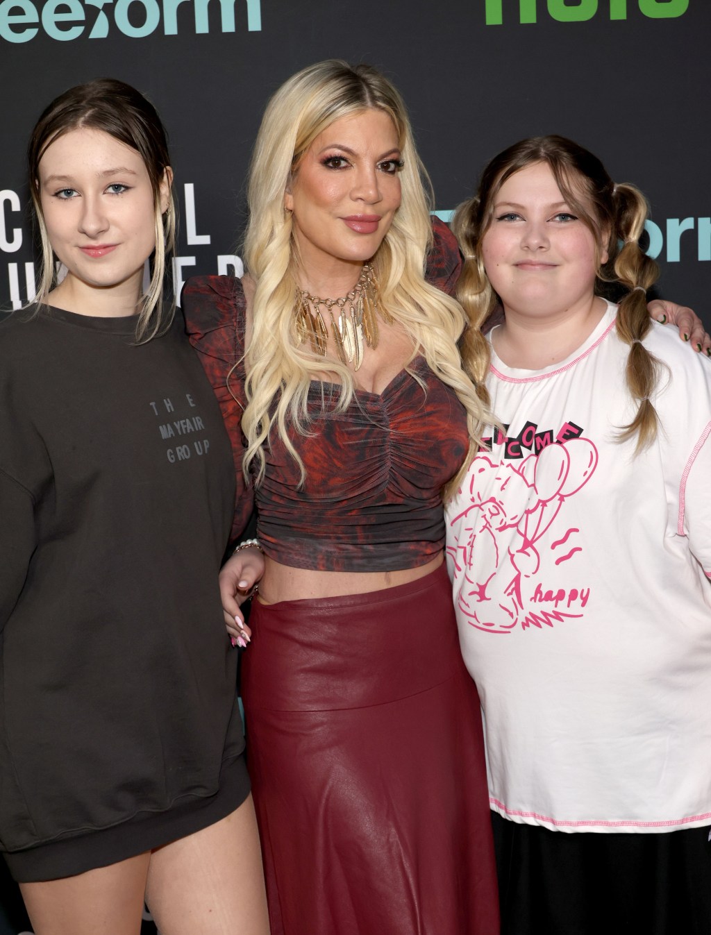 Tori Spelling admits daughter urged her to leave Dean McDermott and get