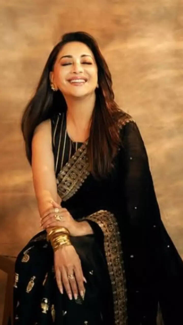 When Madhuri Dixit smiles, time stands still: The smile that stole