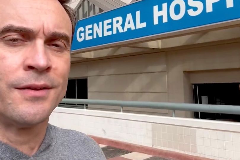 Daniel Goddard on the set of GH