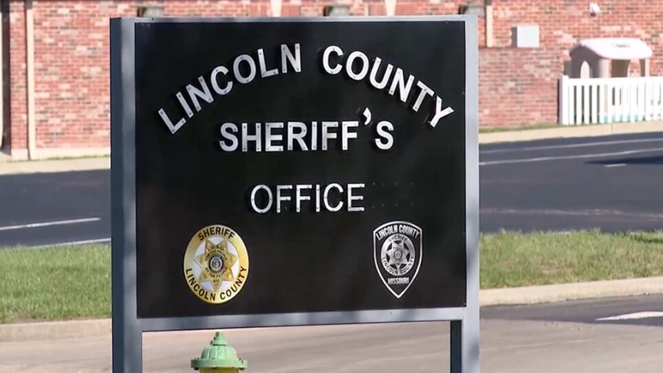 Missouri foster mom charged with abuse as authorities investigate