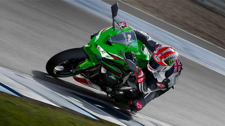 This 250cc Kawasaki Ninja Is Sexier Than The Ninja ZX-4R