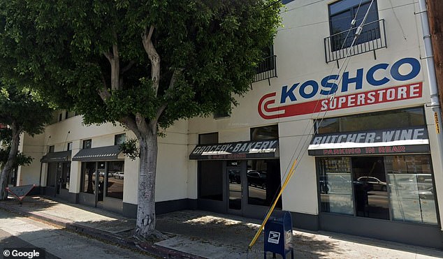 Shoppers Rush to California's Costco "Duplicate" Store, Boasting Perks Big Box Giant Can't Match