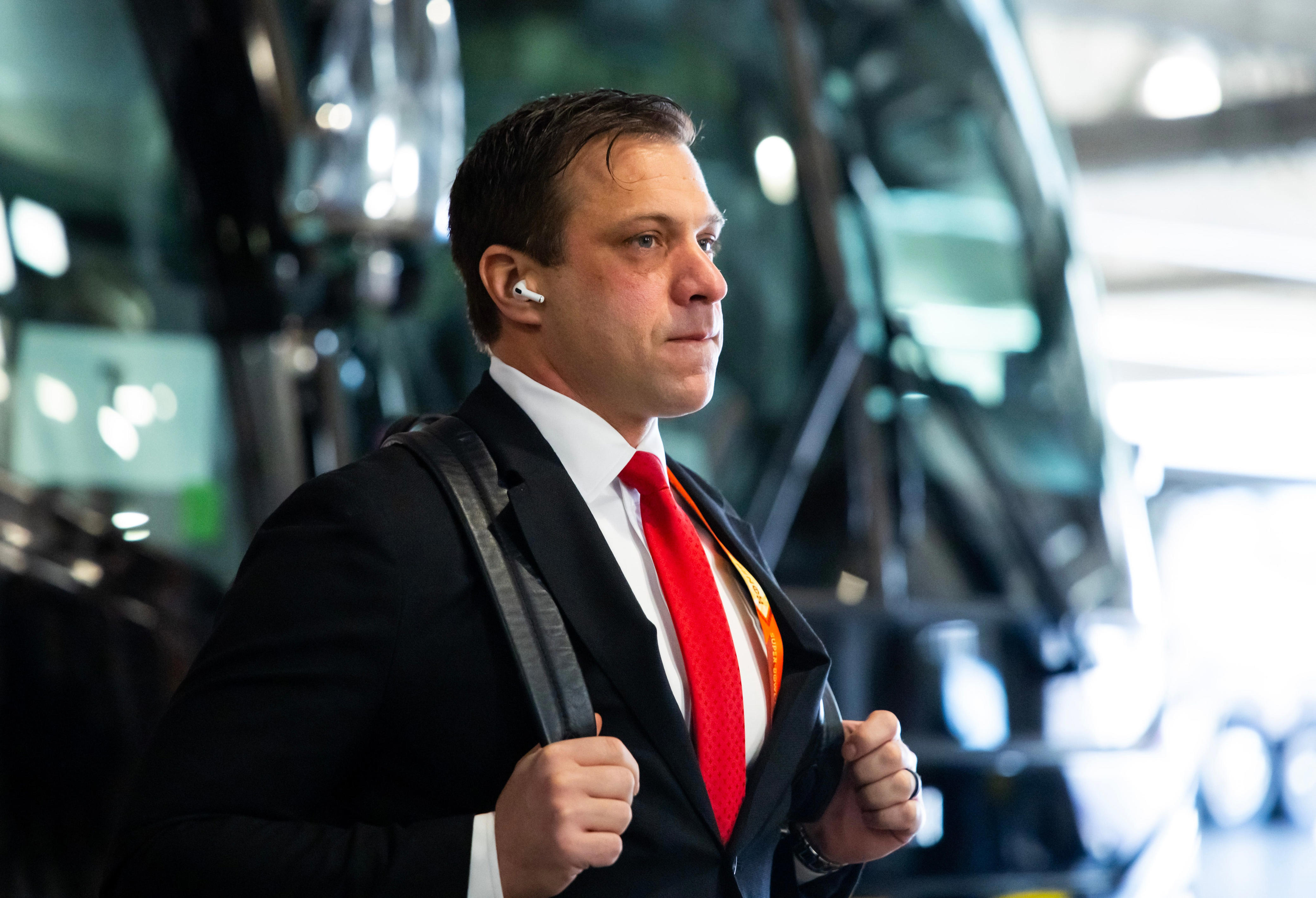 Chiefs cut veteran DL, make room for Super Bowl hero Mike Pennel to ...