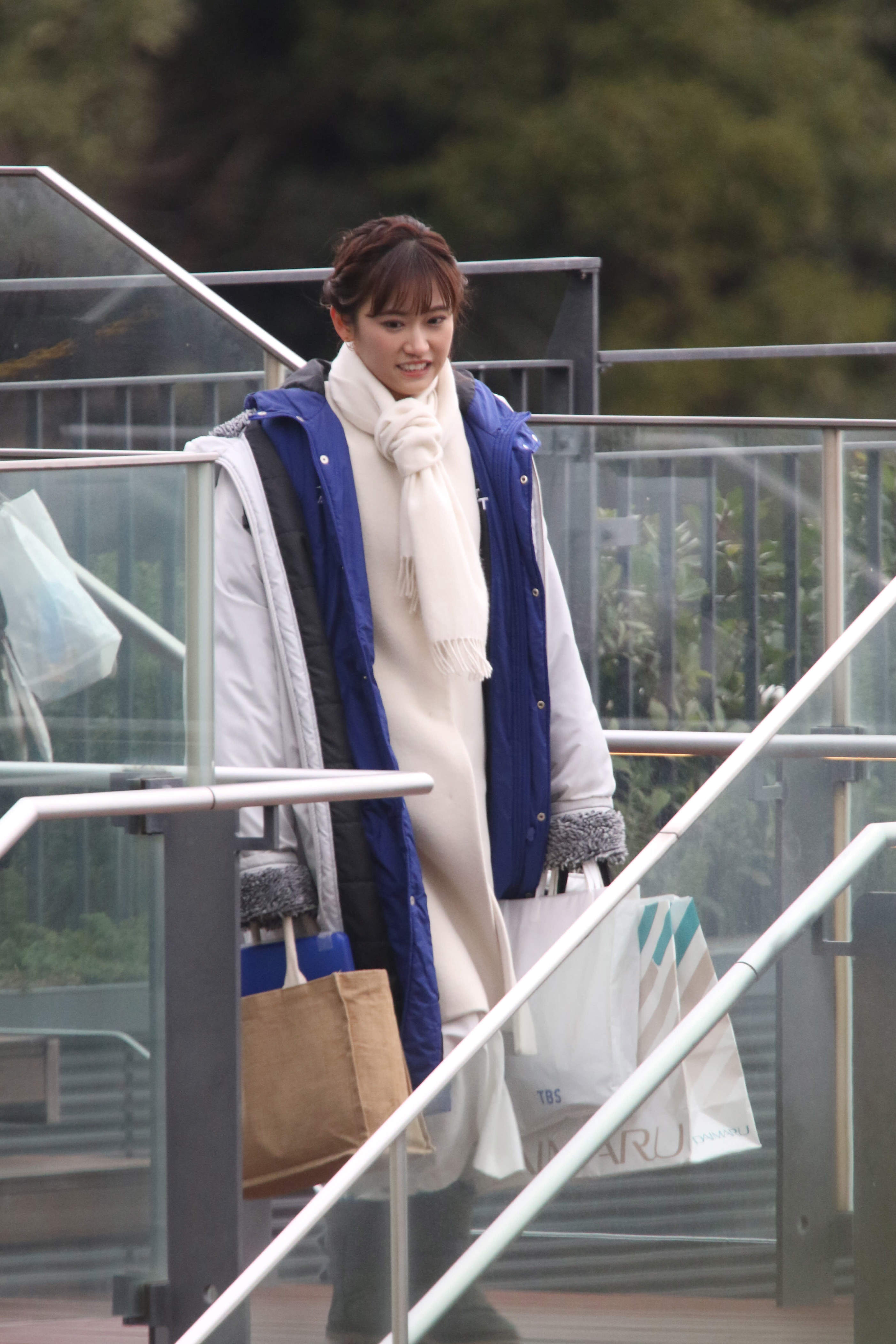 テレビ東京アナウンサー 嶺百花 直筆サイン入り色紙 宛名入り フォトギャラリー7枚目 テレ東に異例の中途入社！「ナンバーワン