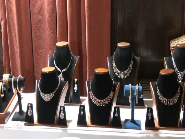 Nikah Edit: Srinagar's Enchanting Jewelry Exhibition Nikah Edit: Srinagar's Enchanting Jewelry Exhibition