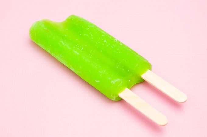 50 Weird Facts That Are Totally True Gettyimages 846441074