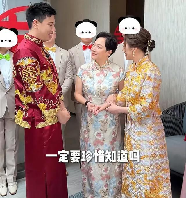 王祖蓝晒妹妹结婚vlog，妹妹婚礼感谢妈妈哥哥，未提及嫂子惹争议