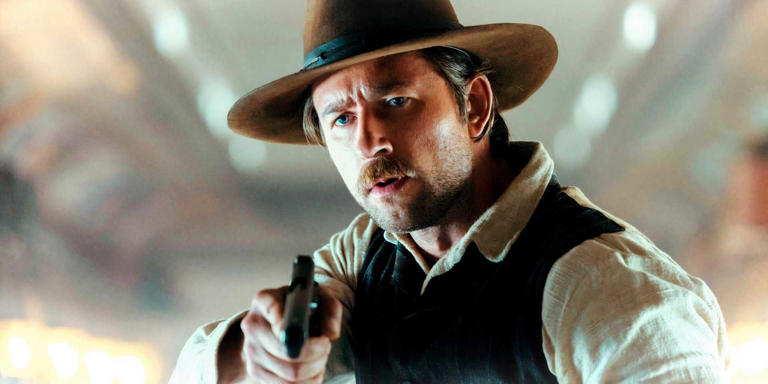 A Kevin Costner Revelation In Yellowstone Shows A Big Difference Between  Alex & Spencer In 1923
