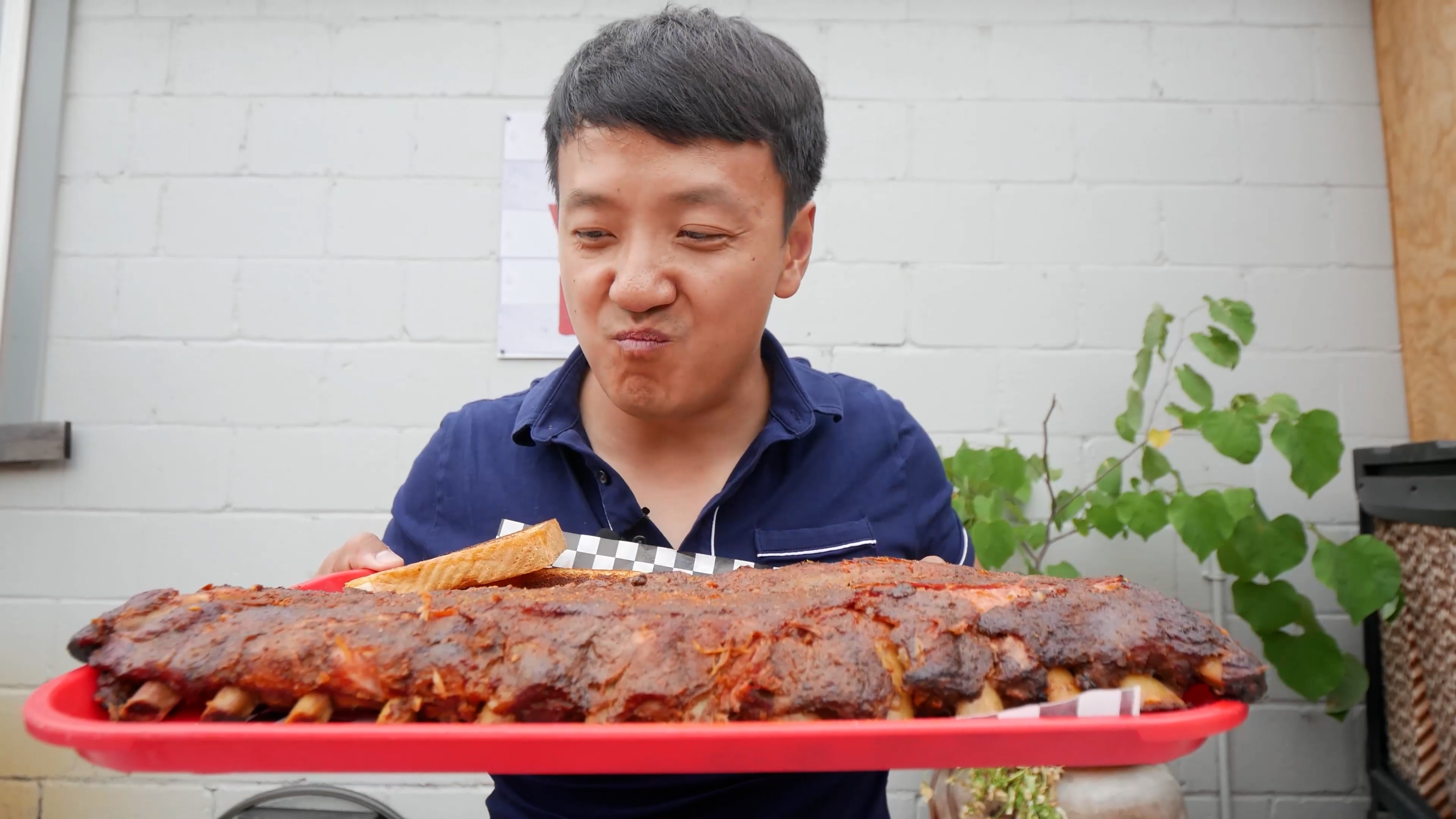 The GREATEST Dry Rub Ribs in Memphis! 🔥 (Memphis Style BBQ)