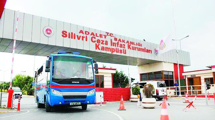 Örgüt içi iletişimi CHP'li vekil ifşa etti... Silivri ağı dağıtıldı