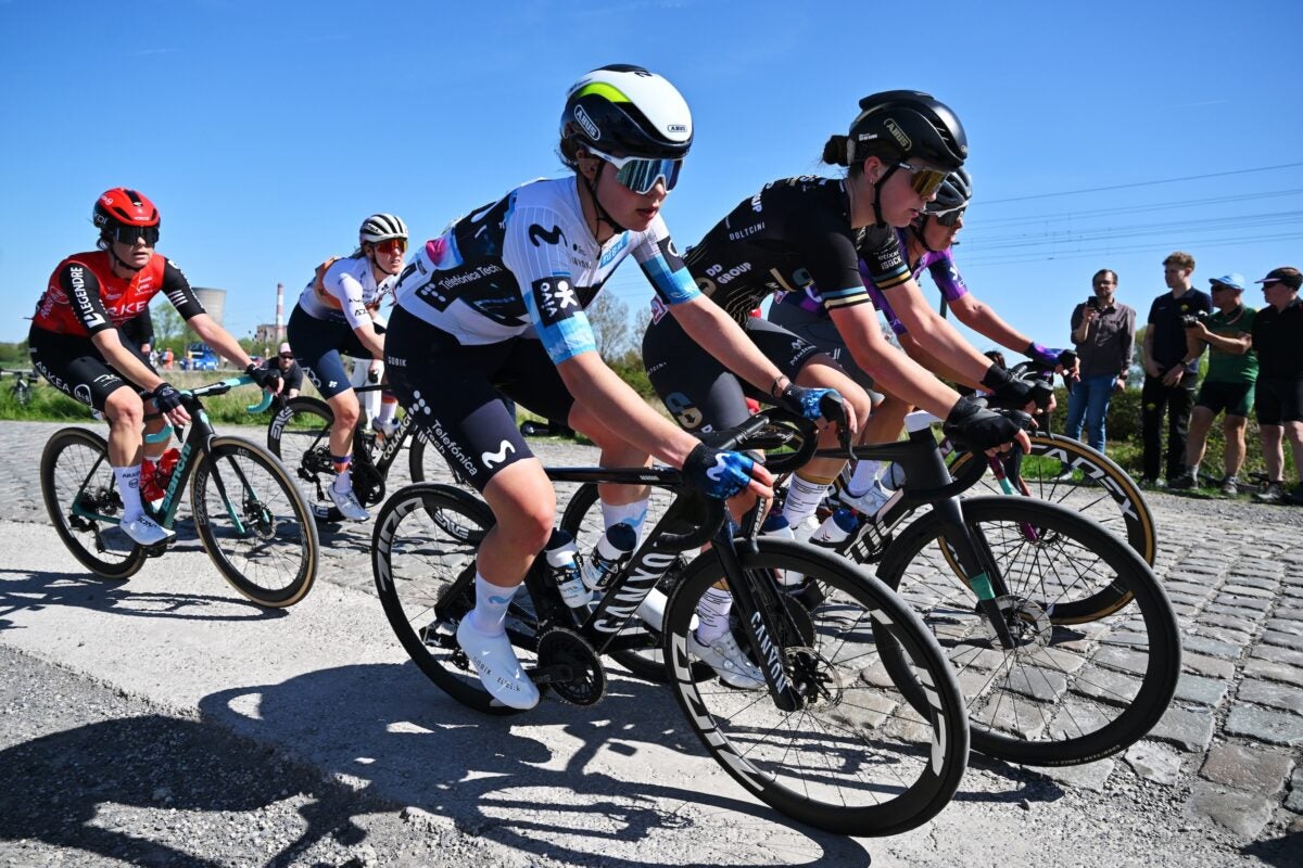 ‘You Can’t Hear Yourself Scream’: Youngest Rider Carys Lloyd Survives ...