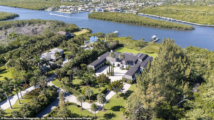 Nobel winning novelist Mario Vargas Llosa dead at 89 Nobel winning novelist Mario Vargas Llosa dead at 89