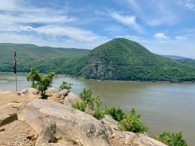 Metro-North station at popular hiking destination to close for two years