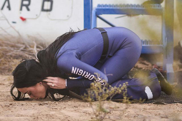 Olivia Wilde slams all-female Blue Origin flight: 'Billion dollars ...