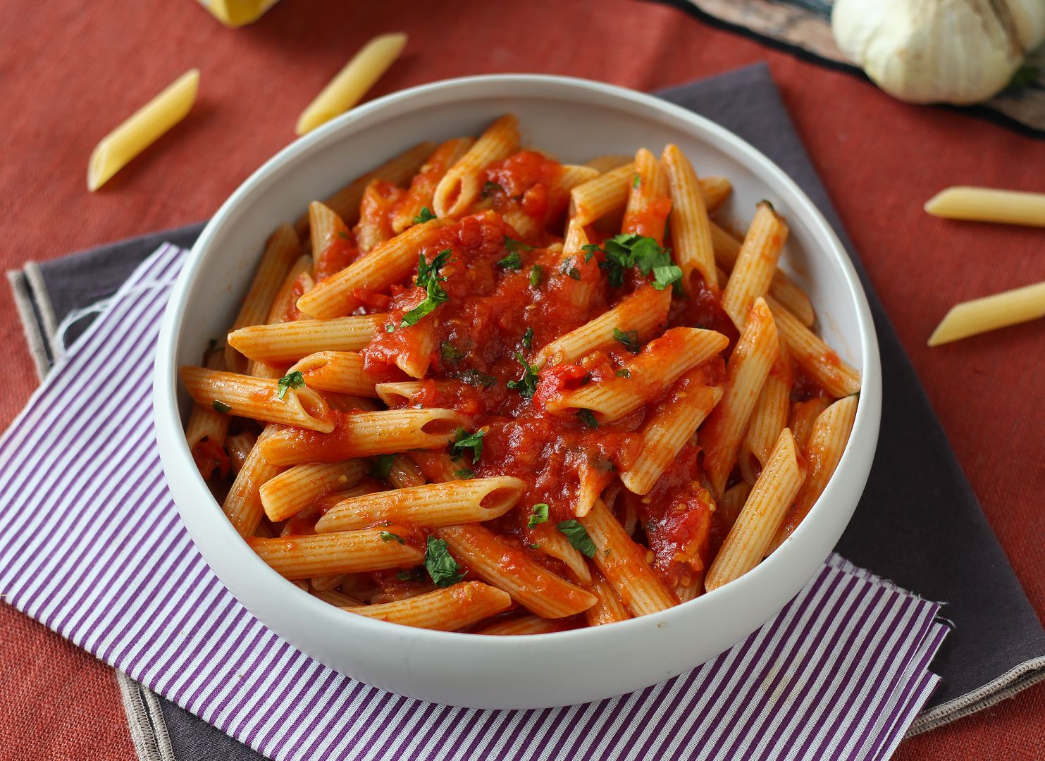Penne all&amp;#39;arrabbiata: italská klasika, která zahřeje u srdce!