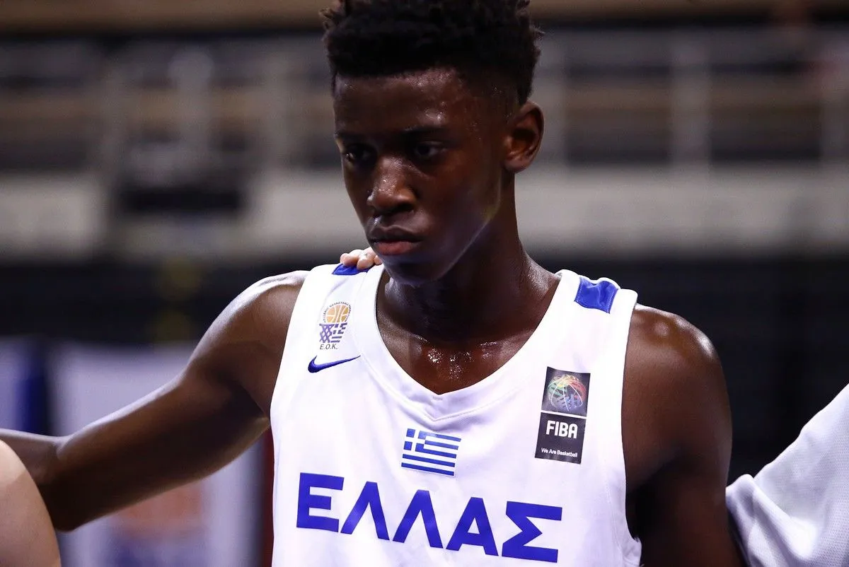 Φαλού Εντιαγέ: Ποιος είναι ο 14χρονος που έπαιξε με την Εθνική Παμπαίδων