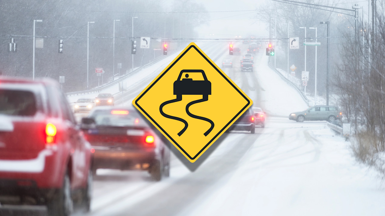 40 cm: Treacherous commute possible as snow squalls continue Monday