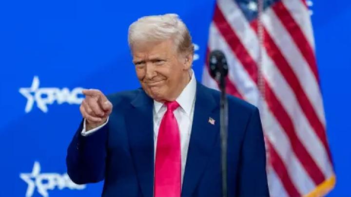 Trump Umumkan Tarif Impor Terhadap Sejumlah Negara Indonesia Kena 32