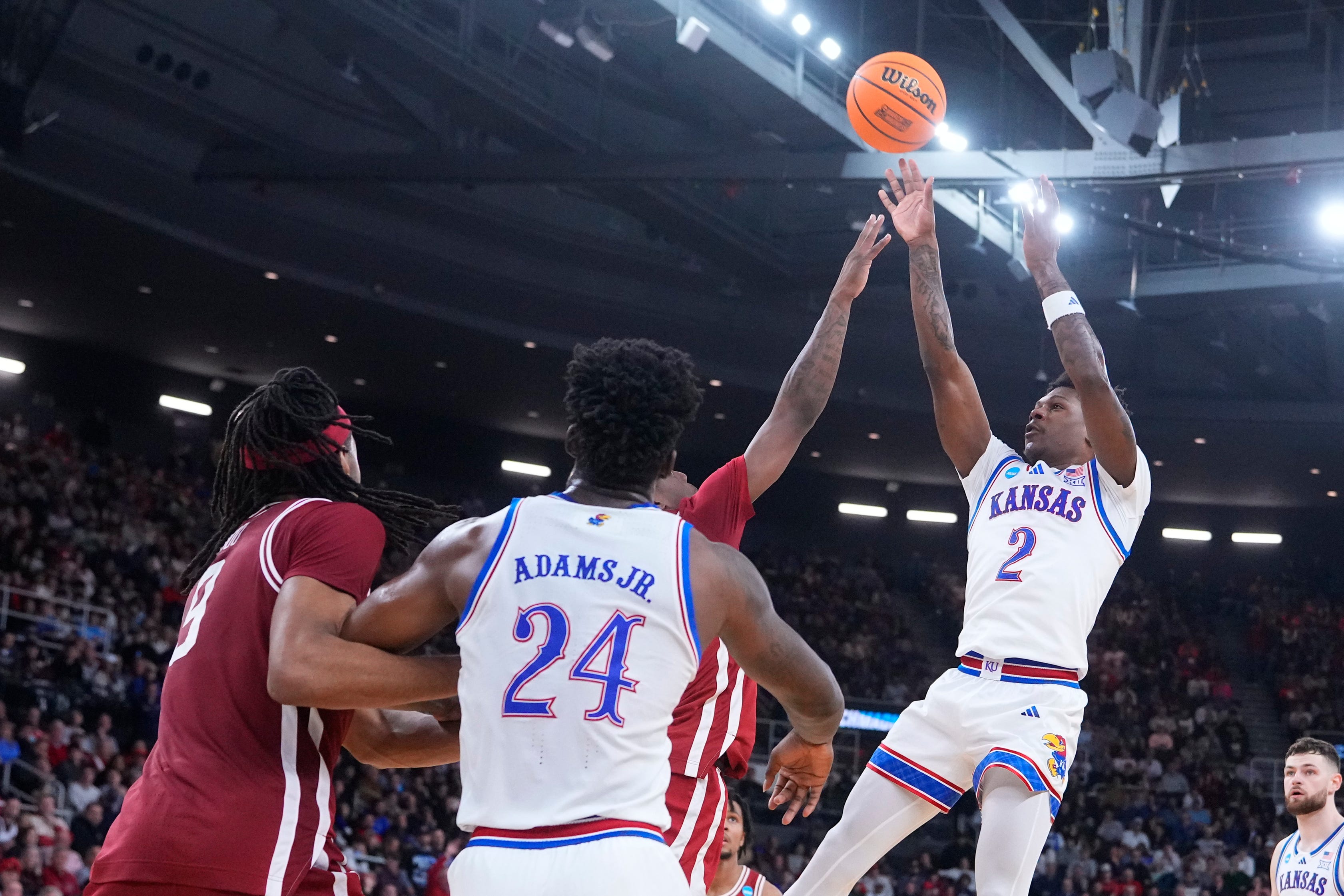 former-wisconsin-basketball-star-guard-reveals-transfer-decision