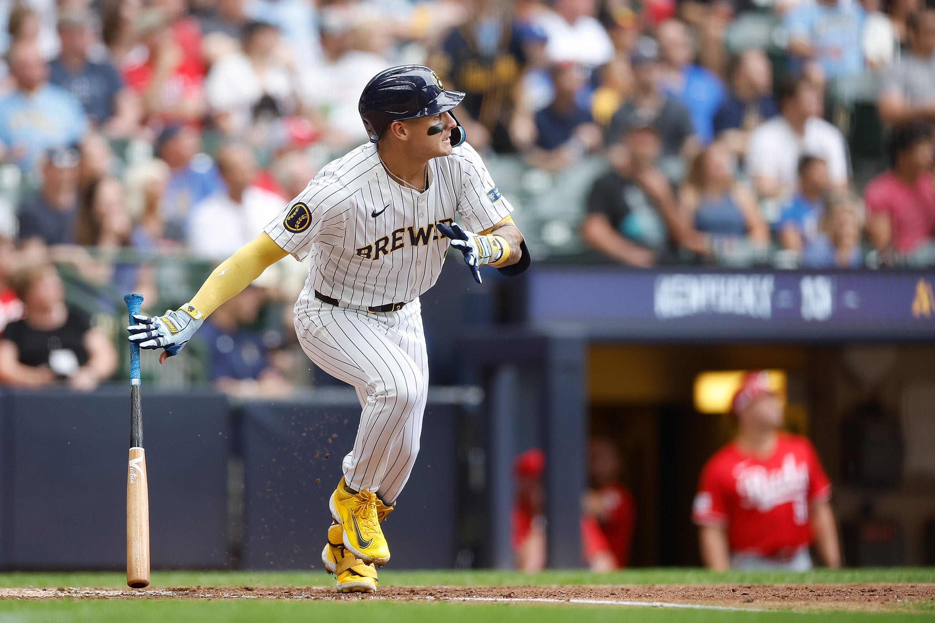 what-channel-is-milwaukee-brewers-vs-cincinnati-reds-on-tonight-friday