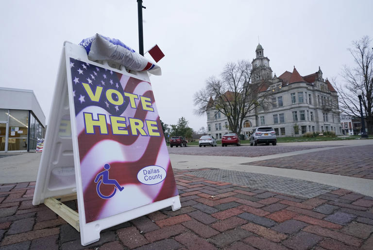19 Democratic AGs sue Trump over his executive order overhauling ...