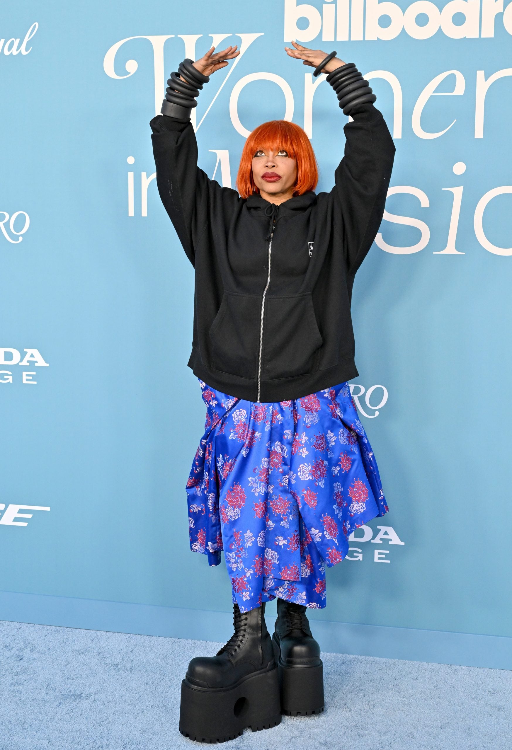 AA1CiMIG.img?w=768&h=1125&m=4&q=81