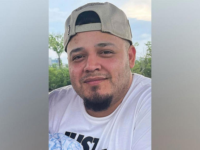 Judge hearing arguments over Maryland man deported by 'error' to El ...