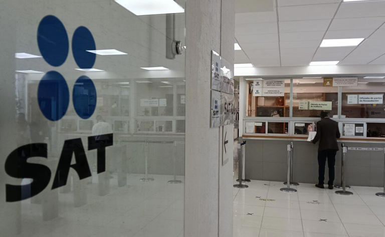 Interior de las oficinas del SAT en el poniente de la capital. Foto: Cuartoscuro