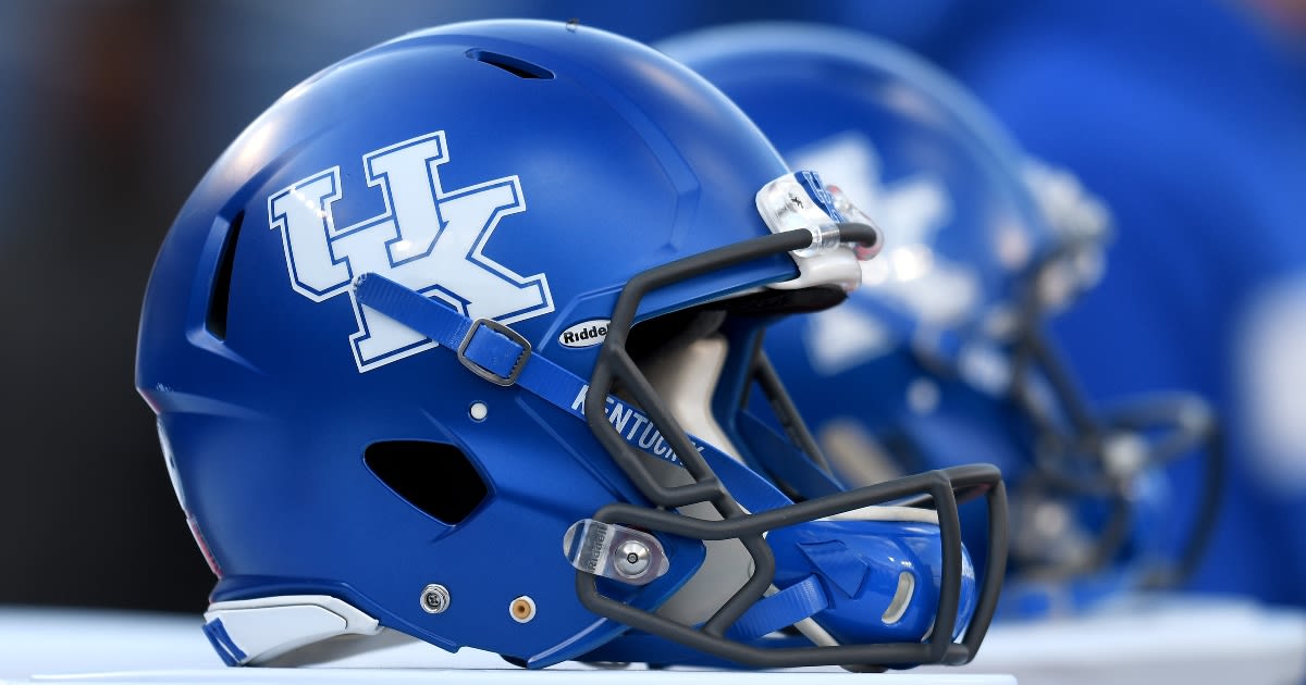 kentucky-football-announces-death-of-dean-wells
