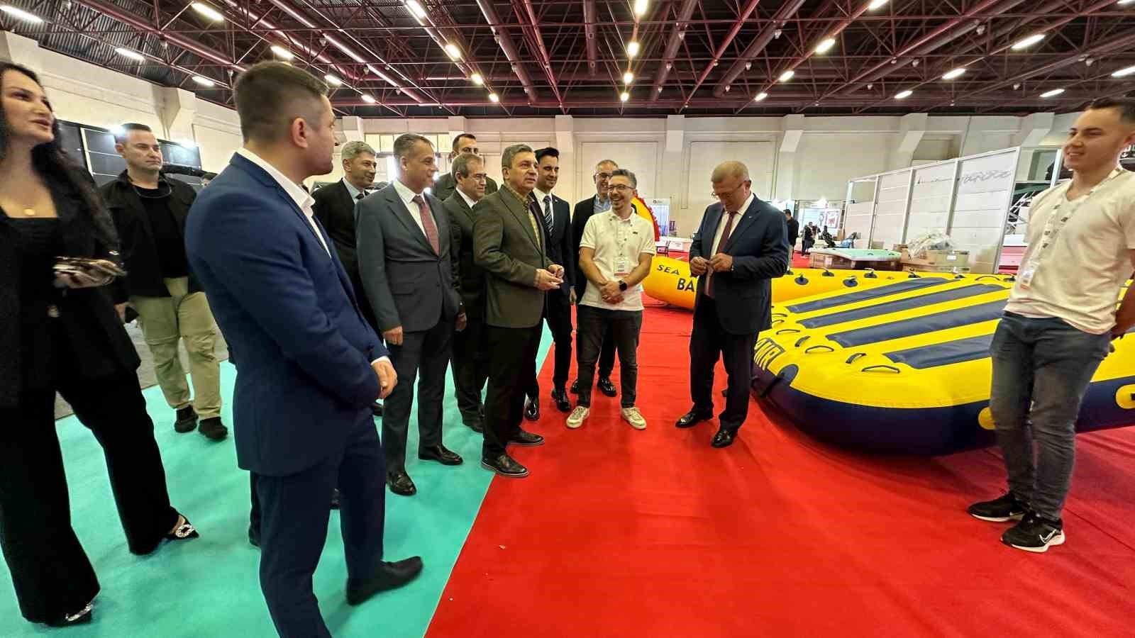 ANTALYA, DENİZCİLİK SEKTÖRÜNÜN YAT FUARLARINDAN YACHT LİFE BOAT SHOW 2025'E EV SAHİPLİĞİ YAPIYOR.