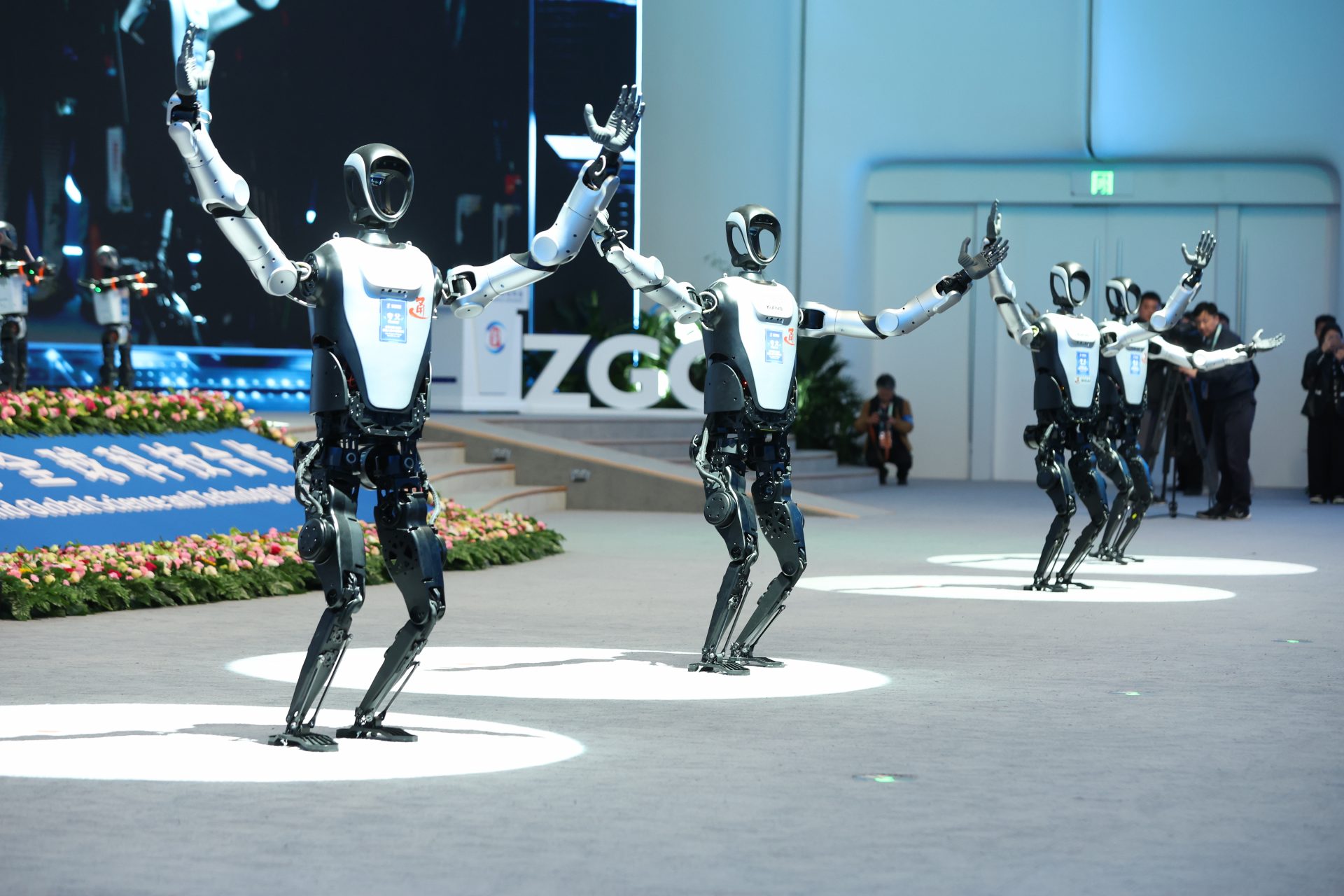 Future of border security? China trials humanoid robots on Vietnam border