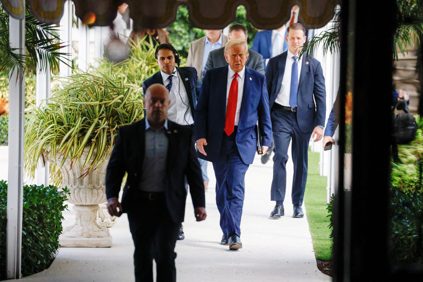 'Turbulence far away' NYT exposes Trump 'moneymaking weekend' amid