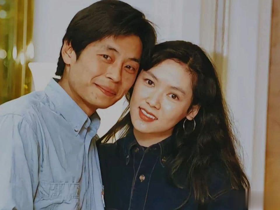 歌手王杰近照曝光！隐居加拿大，白发苍苍却精神矍铄