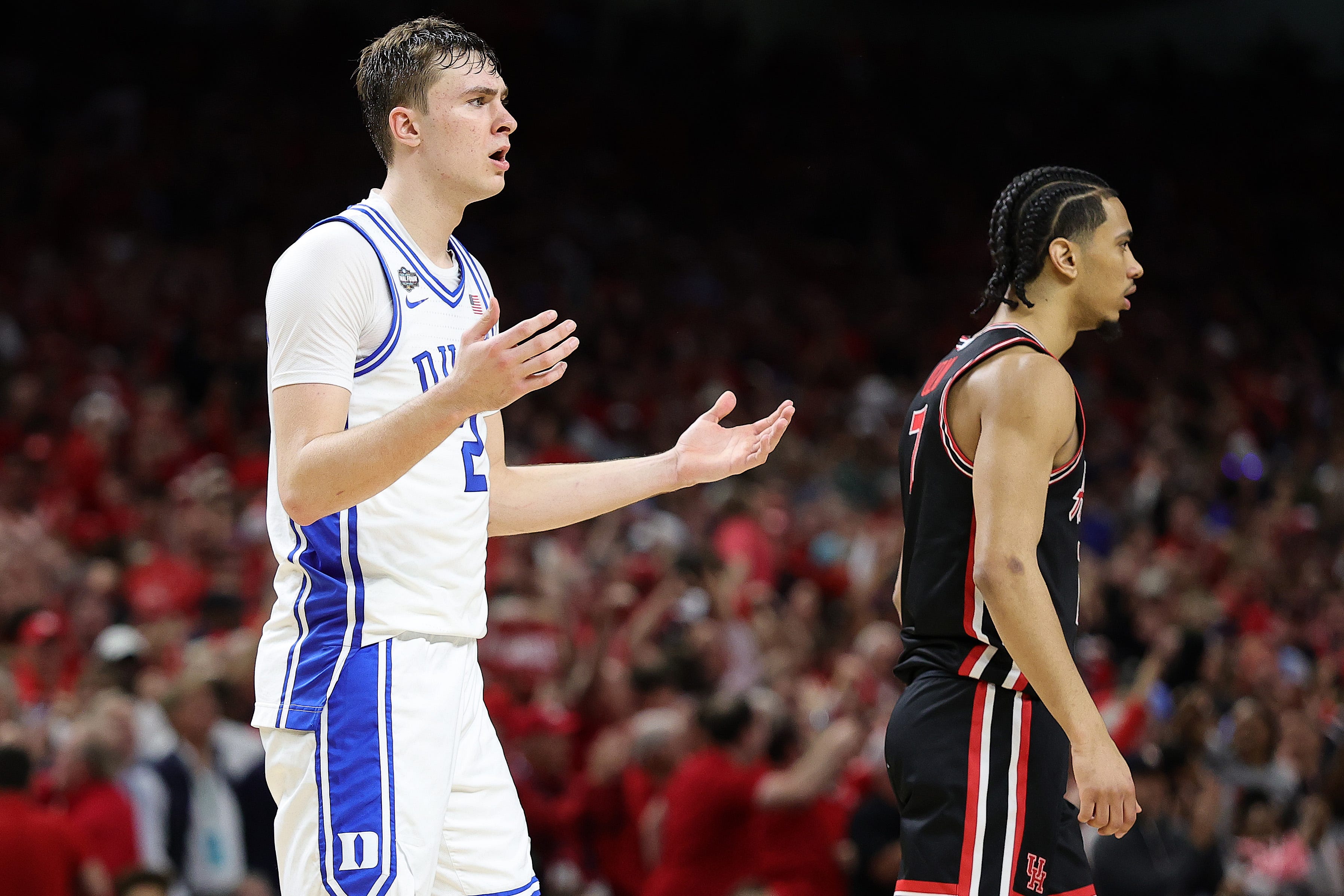 Did the refs get a Cooper Flagg foul call right at the end of Houston's