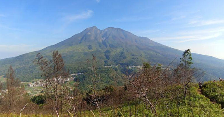 15 Tempat Wisata Tawangmangu untuk Liburan Seru Bareng Keluarga!