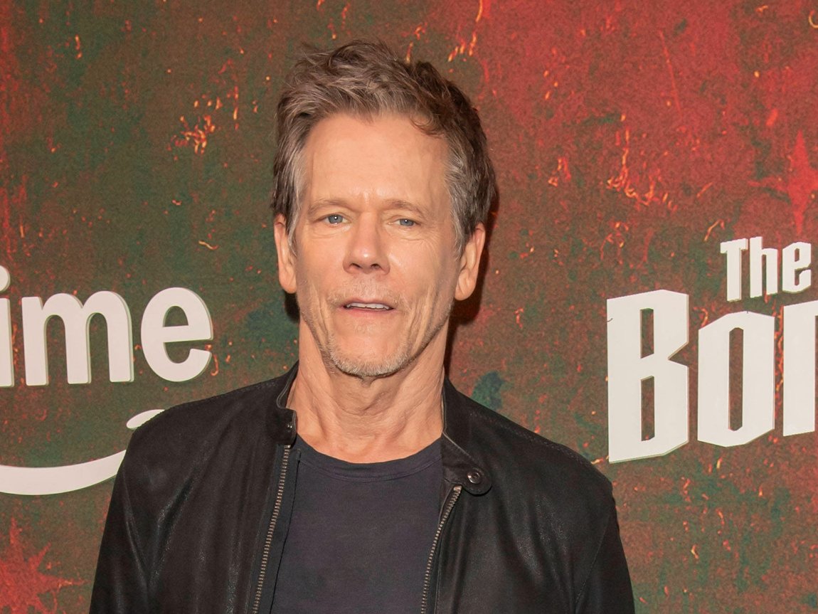 At 66, Kevin Bacon Is Far From Thinking About Retirement(02)
